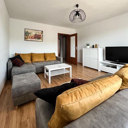 Uroczy Apartament Pod Skarpa Wadowice Exteriér fotografie