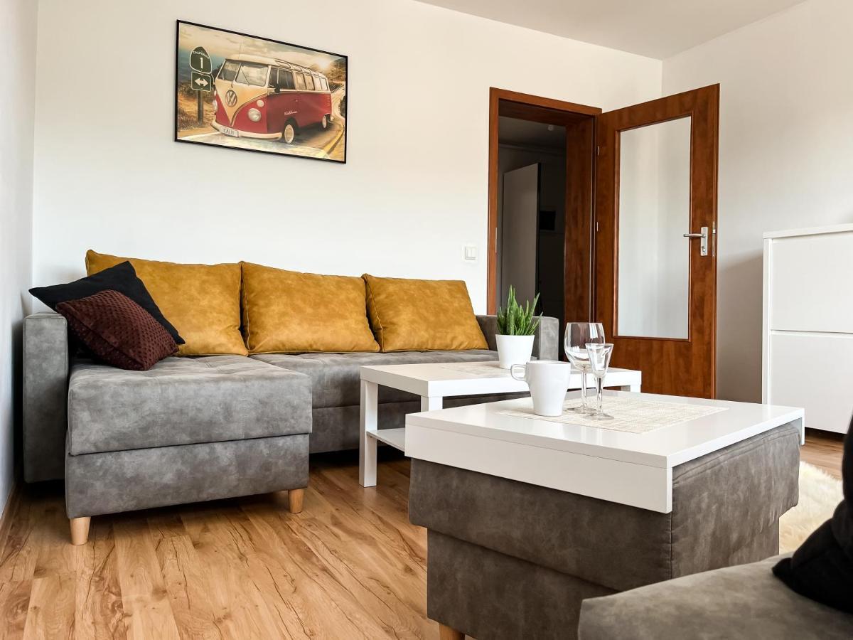 Uroczy Apartament Pod Skarpa Wadowice Exteriér fotografie
