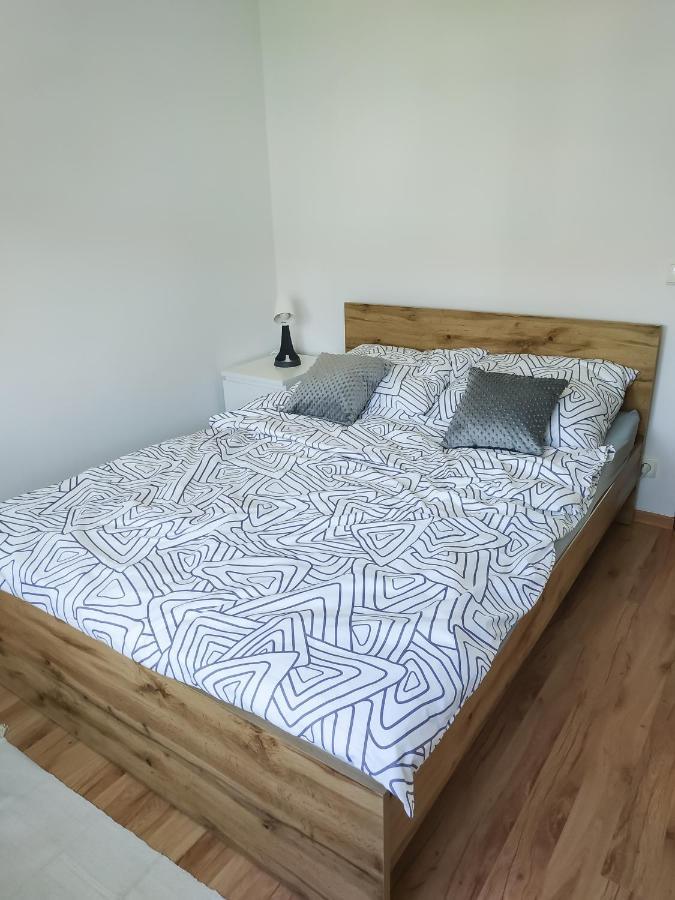 Uroczy Apartament Pod Skarpa Wadowice Exteriér fotografie