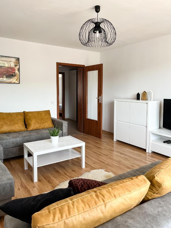 Uroczy Apartament Pod Skarpa Wadowice Exteriér fotografie